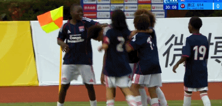 战胜里昂, 届赛事打入 战胜里昂, 届赛事打入